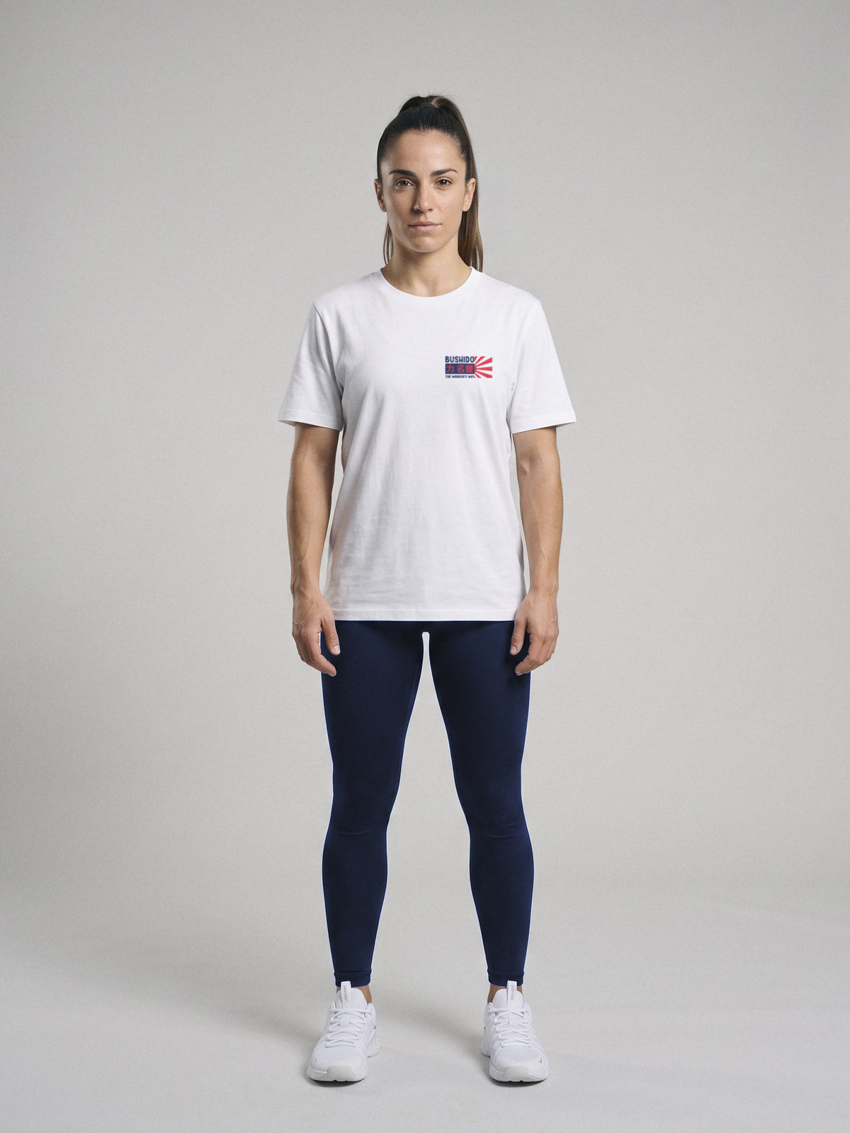 Bushido - The Warrior´s Way - Regular Fit · Blanco · modelo chica · frente