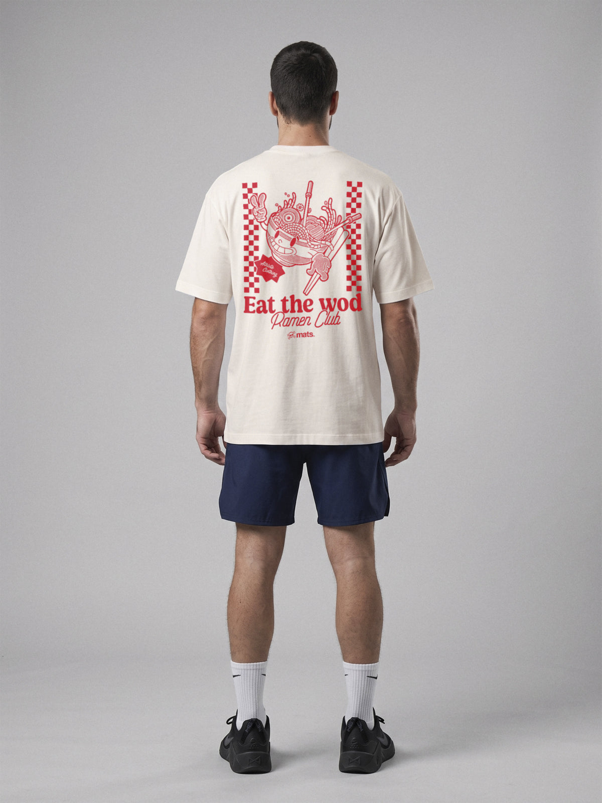 Iron Ramen Club - Oversize · Natural · modelo chico · espalda