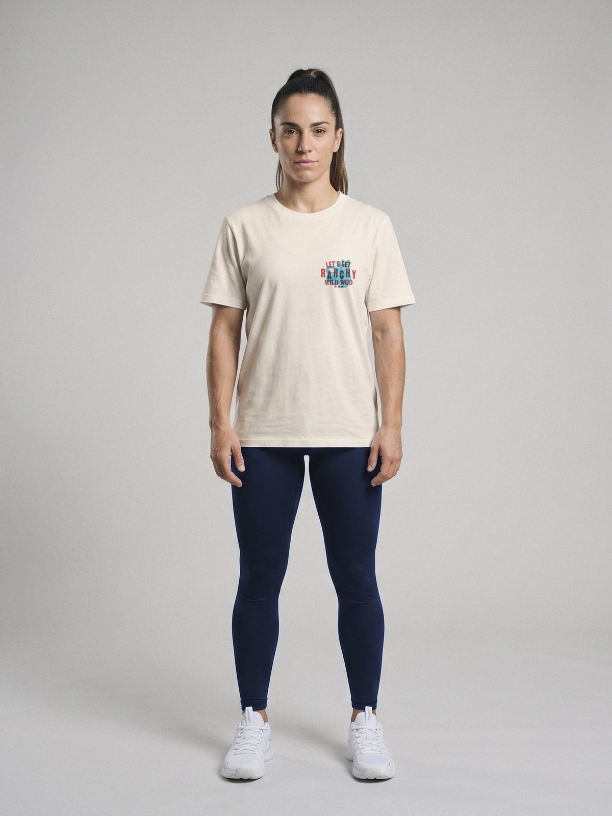 Let´s Get Ranchy - Regular Fit · Natural · modelo chica · frente