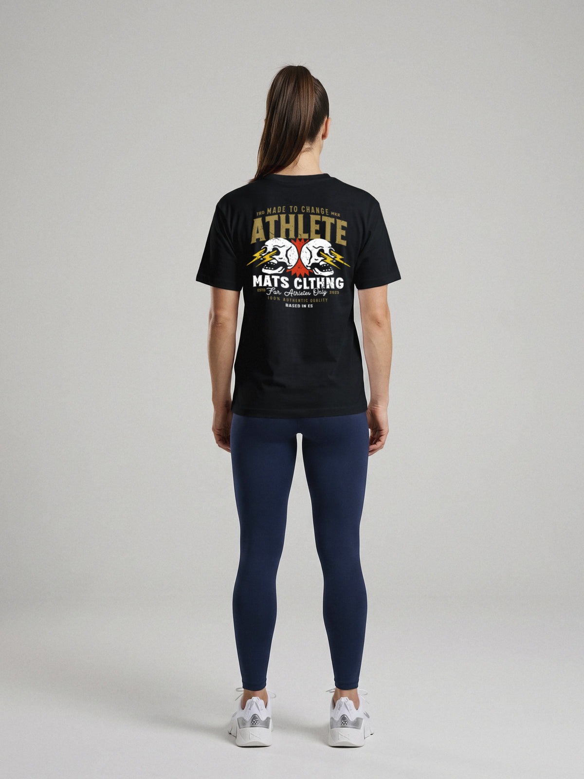 Mats Athlete - Made To Change - Regular Fit · Negro · modelo chica · espalda