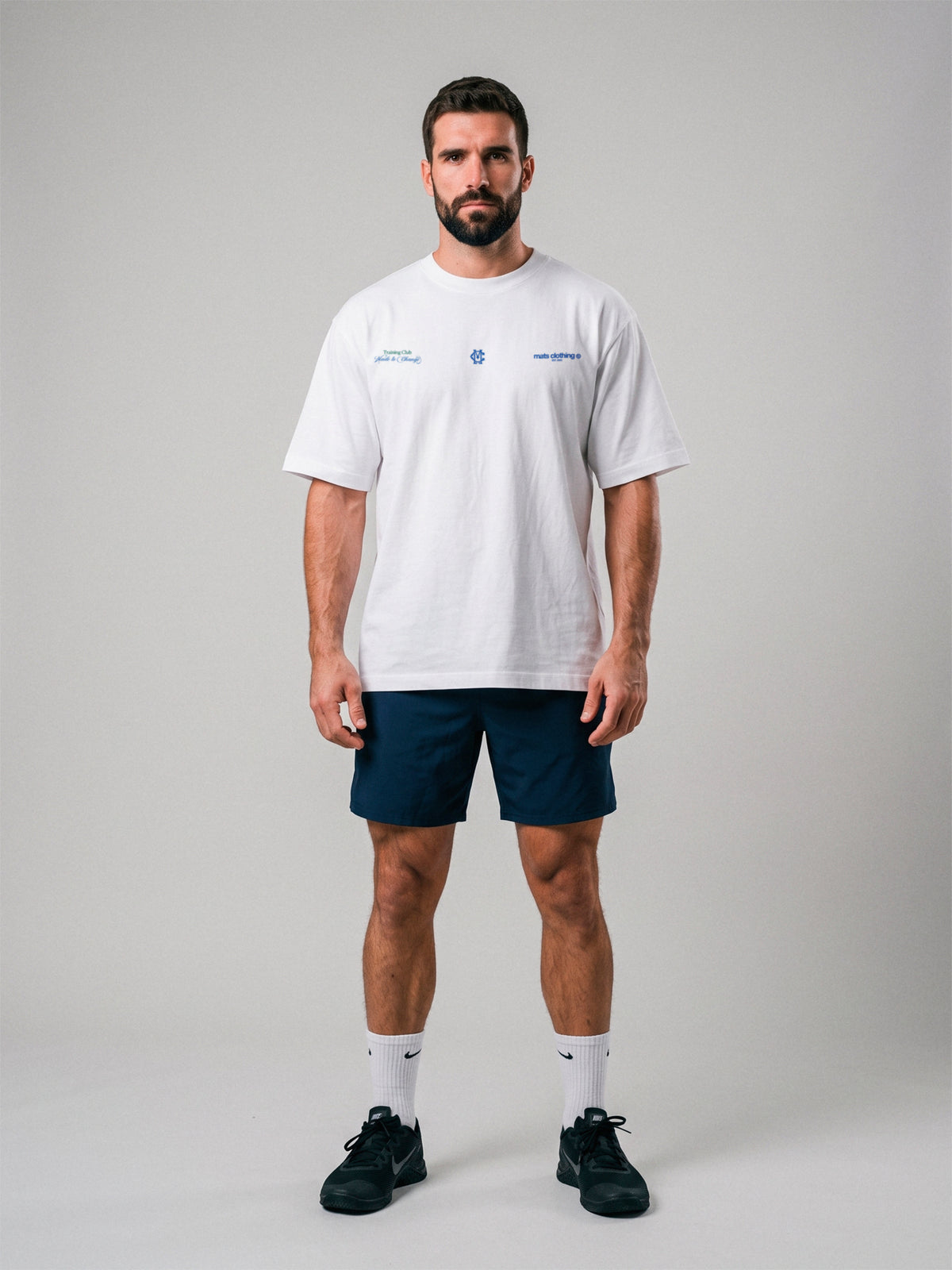 Mats Training Club - Oversize · Blanco · modelo chico · frente