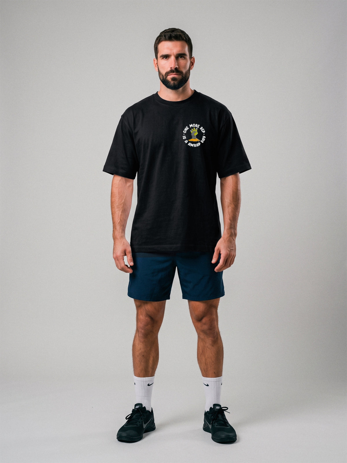 One More Rep - AMRAP Day - Oversize · Negro · modelo chico · frente